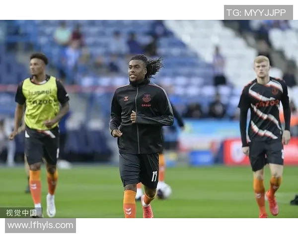 哈德斯菲尔德与埃弗顿比赛评分分析及精彩瞬间回顾 哈德斯菲尔德与埃弗顿比赛评分分析及精彩瞬间回顾