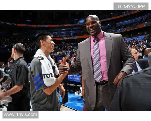 奥尼尔与穆托姆博身高对比分析及其在篮球场上的影响 奥尼尔与穆托姆博身高对比分析及其在篮球场上的影响