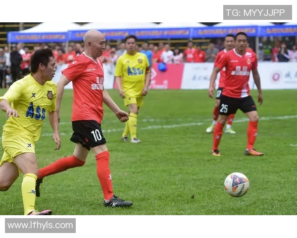 天狼星与松瓦尔的激烈对决展现足球魅力与团队精神的巅峰之战